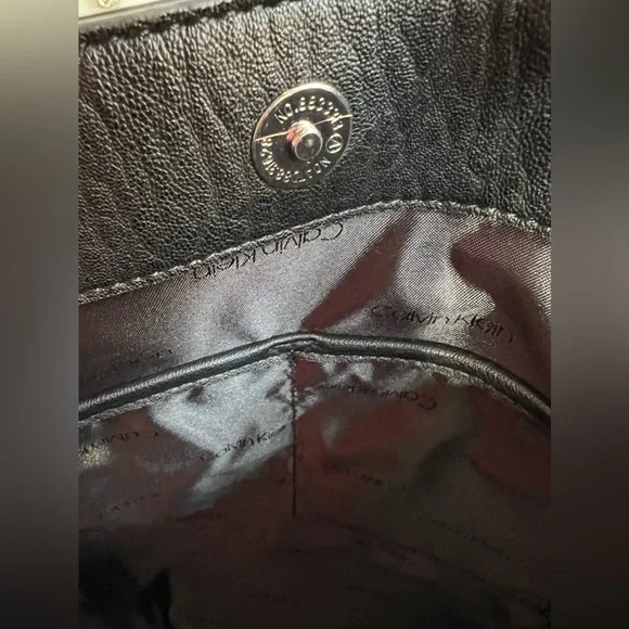CALVIN KLEIN - purse color black leather with silver hardware. - Picture 9 of 15